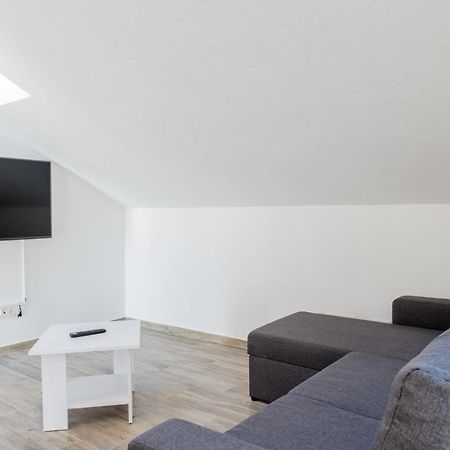 Apartments Zilic Kaštel Stari エクステリア 写真