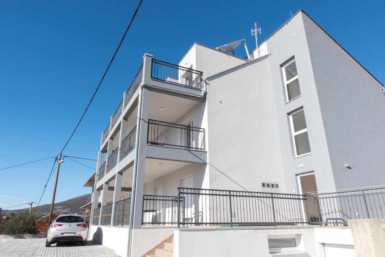 Apartments Zilic Kaštel Stari エクステリア 写真