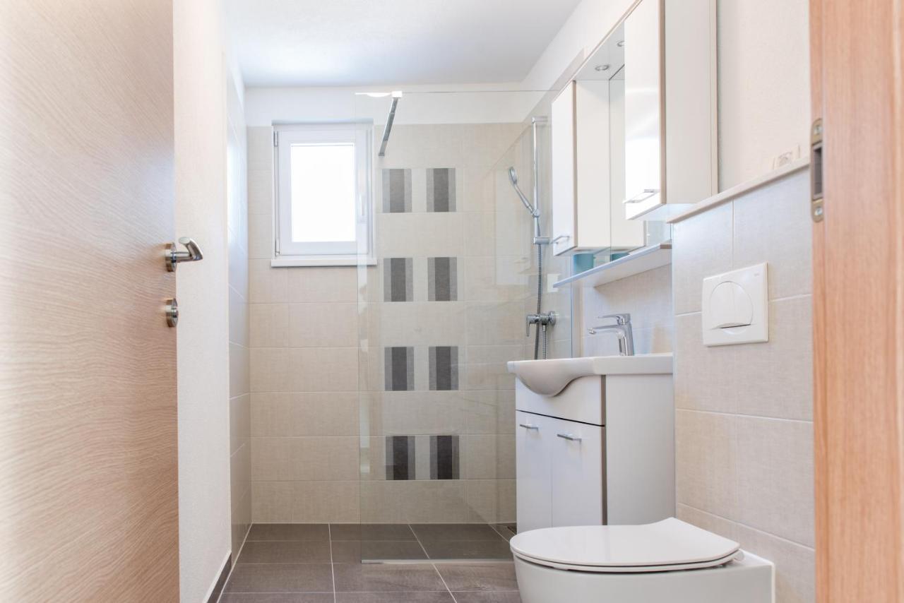 Apartments Zilic Kaštel Stari エクステリア 写真