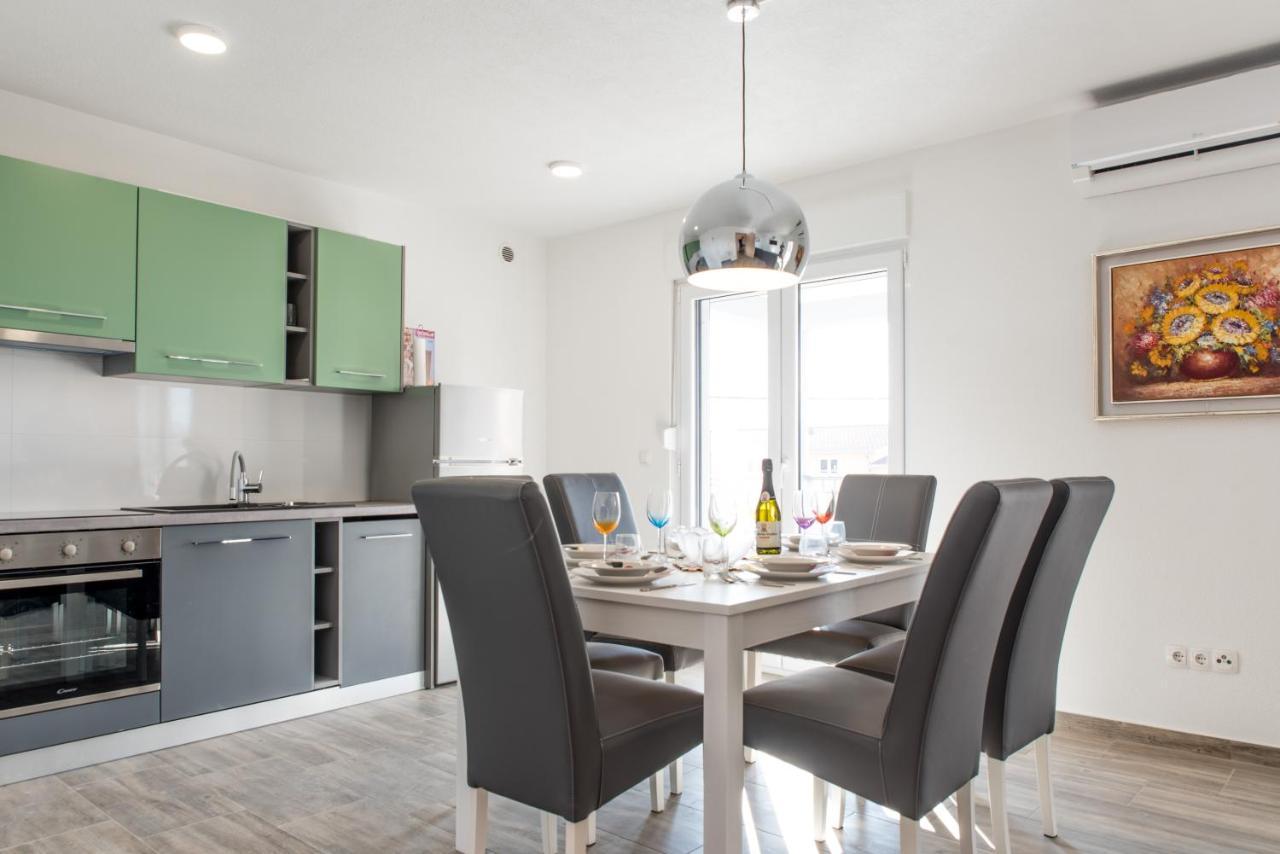 Apartments Zilic Kaštel Stari エクステリア 写真